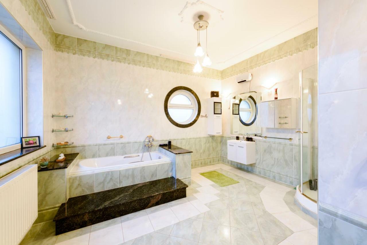 Elite Boutique Villa Oerkeny Orkeny Екстер'єр фото